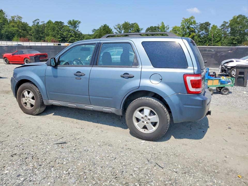 Photo 2 from auction – 2011 FORD ESCAPE with VIN 1FMCU9DGXBKC37126