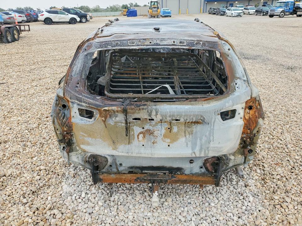 Photo 6 from auction – 2018 SUBARU CROSSTREK with VIN JF2GTADC4J8200772