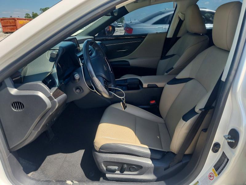 Foto 7 de la subasta – 2019 LEXUS ES con VIN 58ABZ1B16KU037581