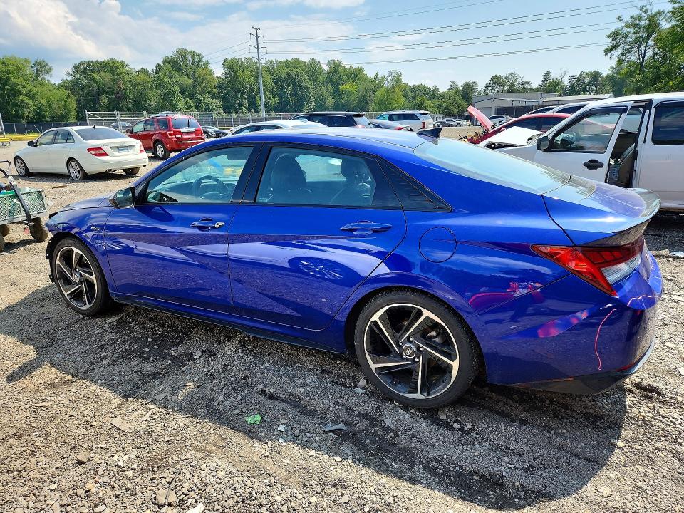 Снимка 2 от търг – 2023 HYUNDAI ELANTRA с VIN KMHLR4AF3PU508958