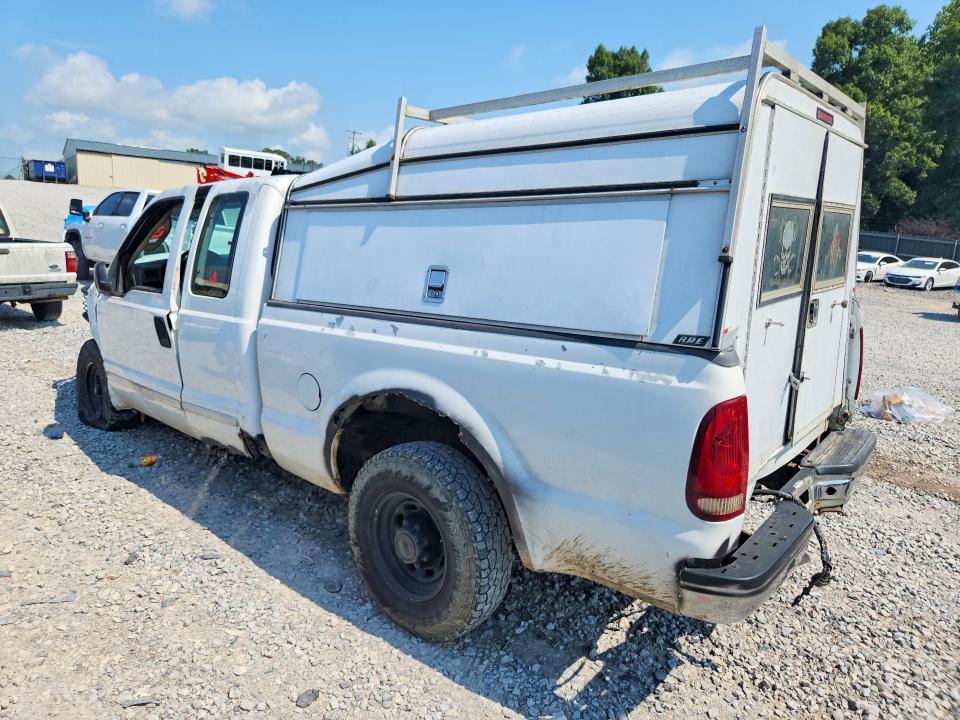 Photo 2 from auction – 2003 FORD F250 with VIN 3FTNX20L63MB30633