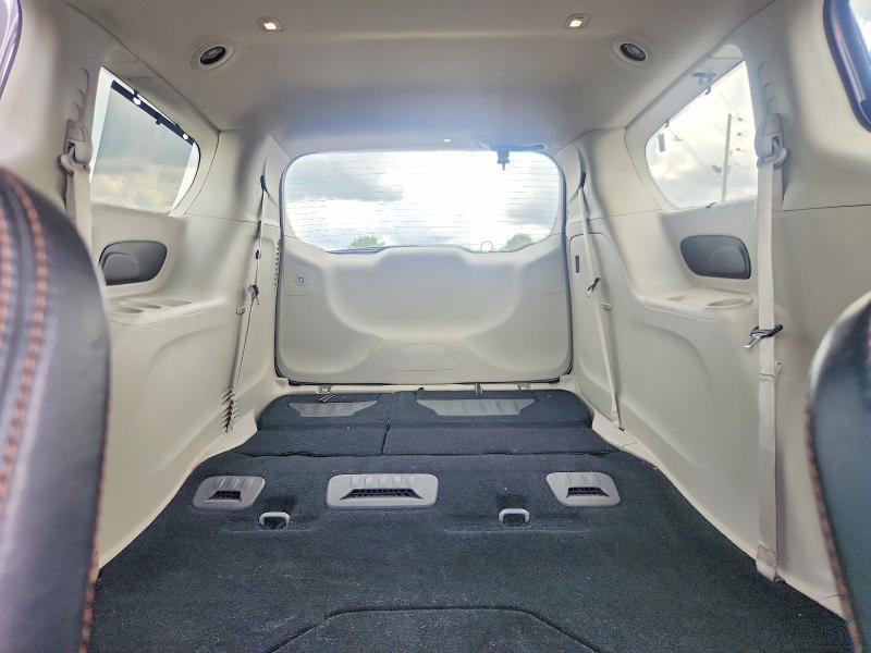 Photo 10 from auction – 2019 CHRYSLER PACIFICA with VIN 2C4RC1BG0KR603571