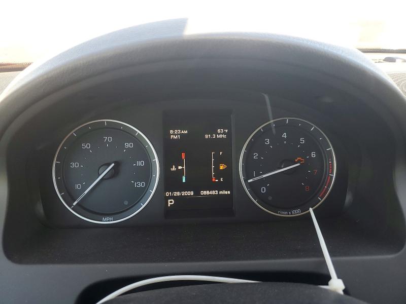 Photo 9 from auction – 2015 LAND ROVER LR2 with VIN SALFR2BG3FH428265