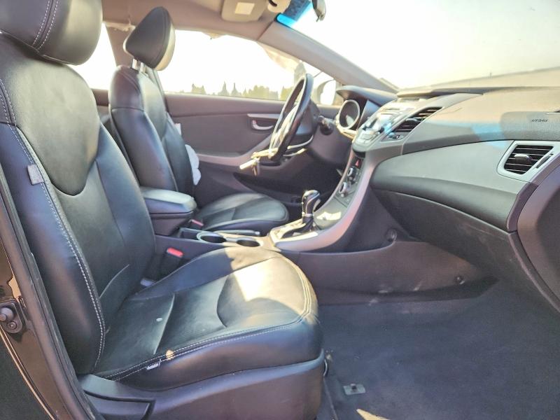 Photo 7 from auction – 2016 HYUNDAI ELANTRA with VIN 5NPDH4AE4GH774440