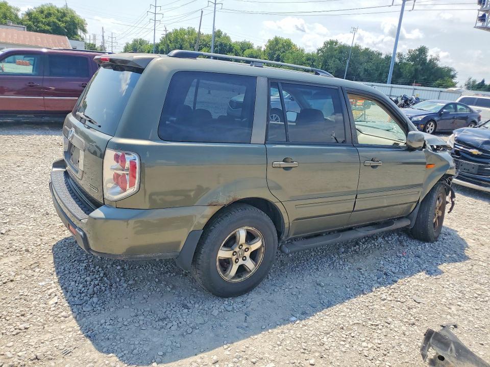 Photo 3 from auction – 2006 HONDA PILOT with VIN 2HKYF18496H507909