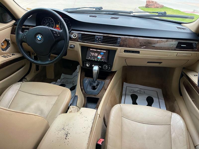 Photo 9 from auction – 2011 BMW 328 with VIN WBAPH7G50BNM55998