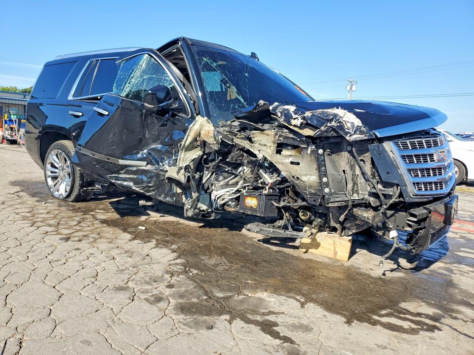 Photo 4 from auction – 2017 CADILLAC ESCALADE with VIN 1GYS4CKJ7HR209399
