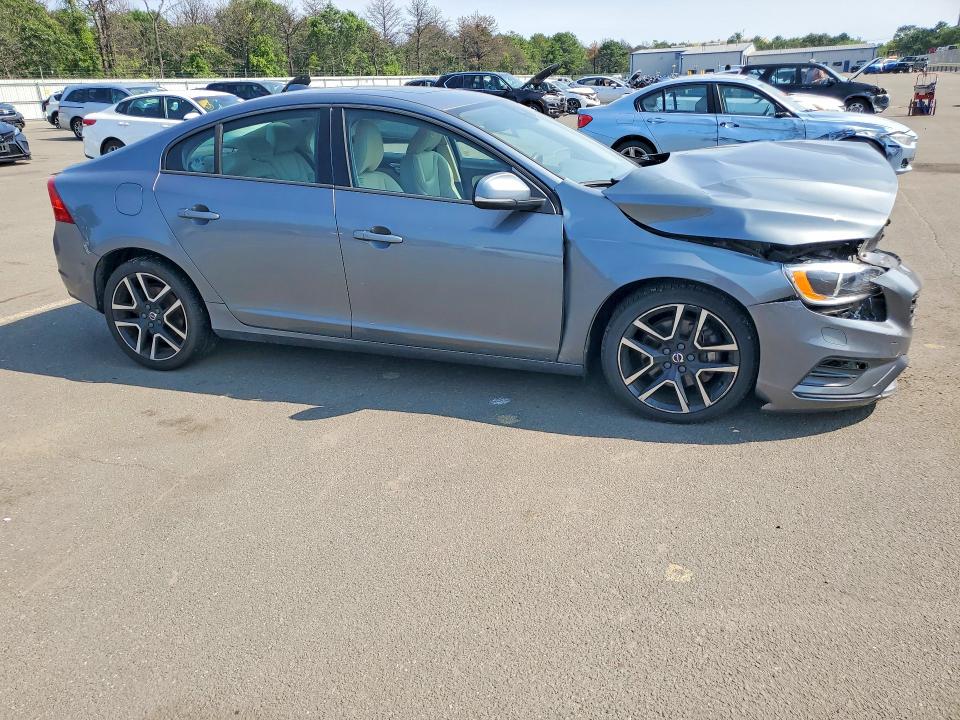 Photo 4 from auction – 2018 VOLVO S60 with VIN YV140MTL0J2462475