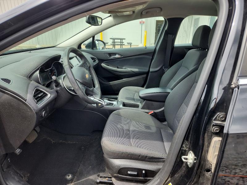 Photo 7 from auction – 2018 CHEVROLET CRUZE with VIN 1G1BE5SM2J7166514