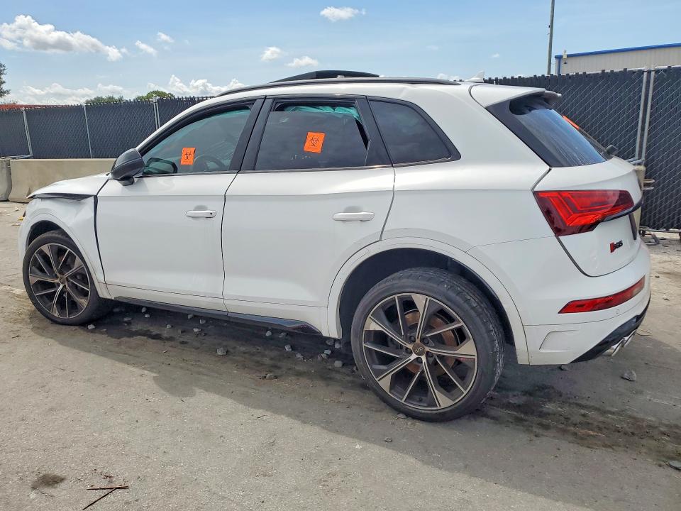 Foto 2 de la subasta – 2024 AUDI SQ5 con VIN WA1B4AFY8R2124058