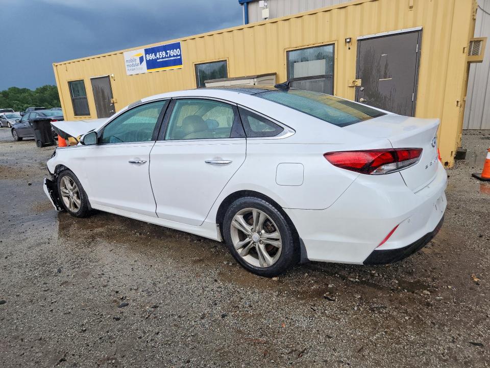 Photo 2 from auction – 2018 HYUNDAI SONATA with VIN 5NPE34AF7JH722786