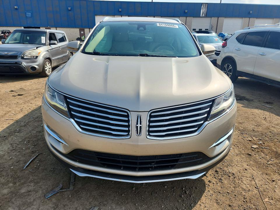 Photo 5 from auction – 2017 LINCOLN MKC with VIN 5LMCJ2C97HUL21756