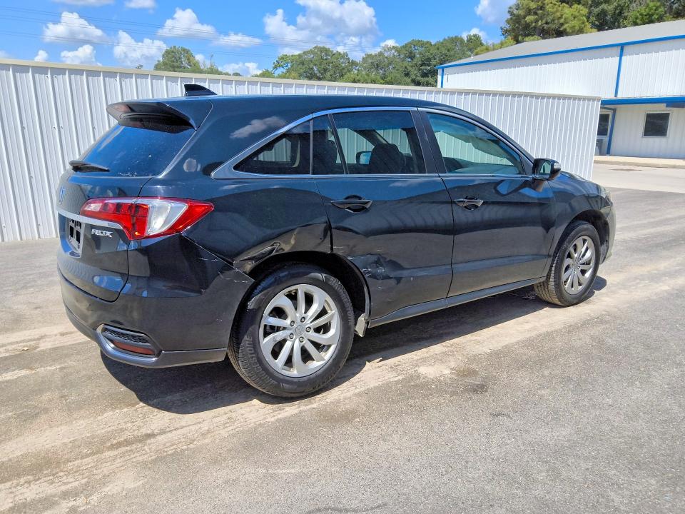 Photo 3 from auction – 2017 ACURA RDX with VIN 5J8TB3H52HL001431