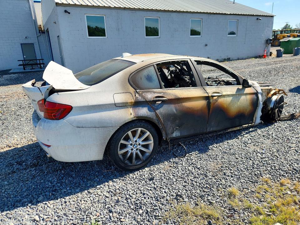 Photo 3 from auction – 2014 BMW 535 with VIN WBA5B3C56ED530091