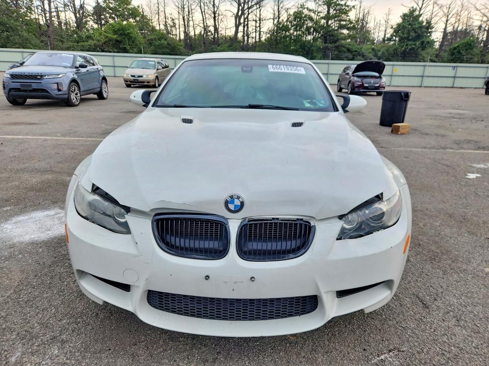 صورة رقم 5 من المزاد - 2013 BMW M3 مع VIN WBSDX9C57DE785918
