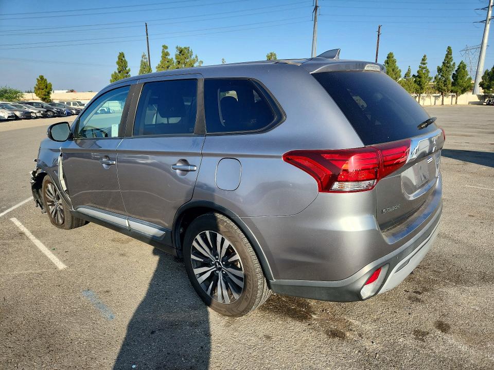 Photo 2 from auction – 2019 MITSUBISHI OUTLANDER with VIN JA4AD3A39KZ032344