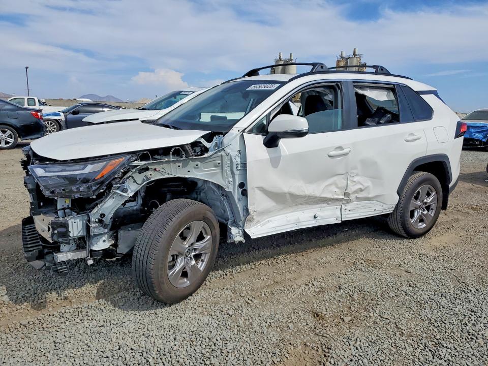 TOYOTA RAV4 2022 with VIN 2T3W1RFV3NC206044 - Photo from auction