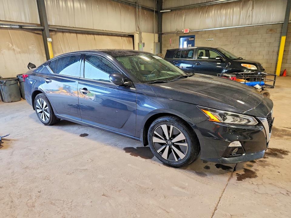 Photo 4 from auction – 2019 NISSAN ALTIMA with VIN 1N4BL4EW4KC183625