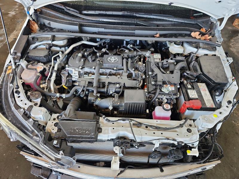 Photo 11 from auction – 2025 TOYOTA COROLLA with VIN JTDBCMFE2SJ040040