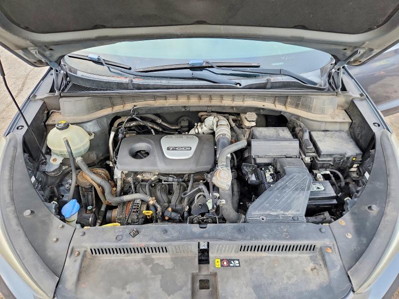 Photo 11 from auction – 2016 HYUNDAI TUCSON with VIN KM8J3CA26GU050249