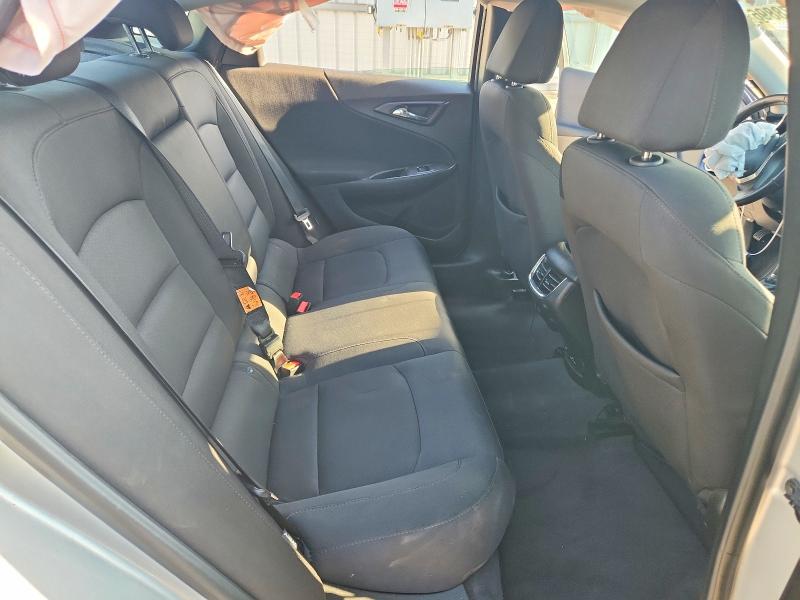 Photo 10 from auction – 2018 CHEVROLET MALIBU with VIN 1G1ZD5STXJF202318