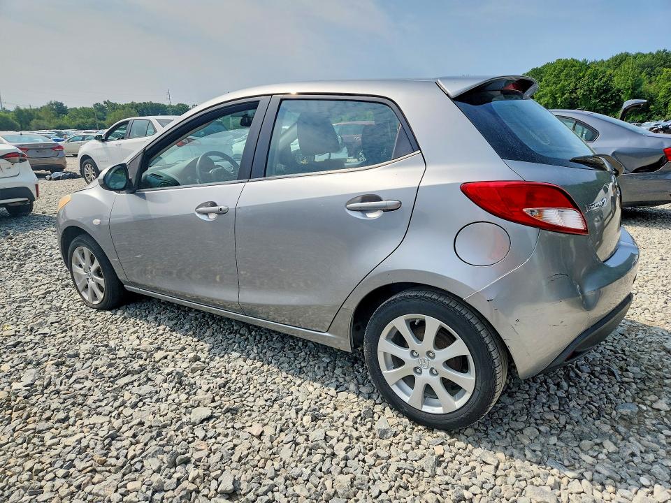 Photo 2 from auction – 2012 MAZDA MAZDA2 with VIN JM1DE1LYXC0135257