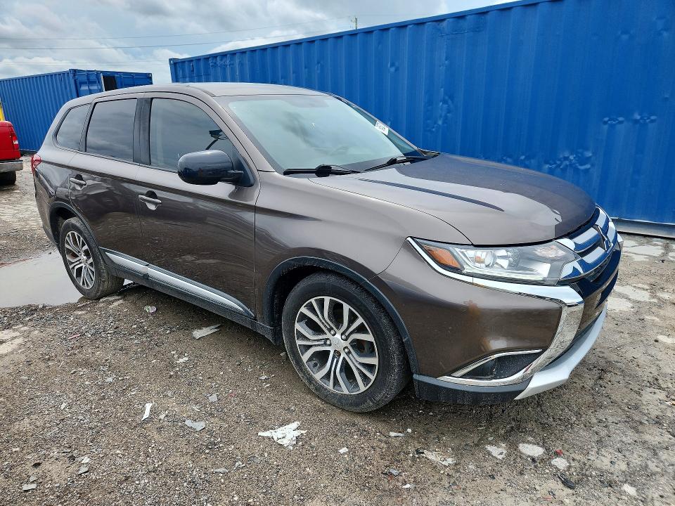 Foto 4 de la subasta – 2018 MITSUBISHI OUTLANDER con VIN JA4AD2A30JZ048800
