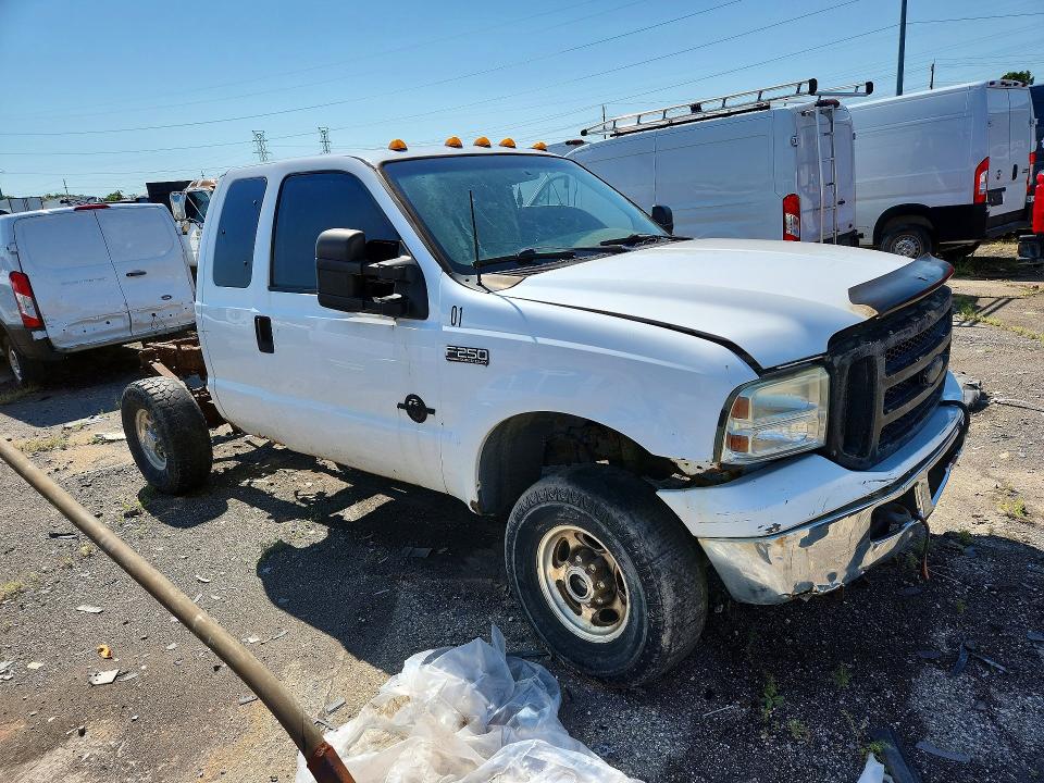 Photo 4 from auction – 2000 FORD F250 with VIN 1FTNX21F0YEB87772