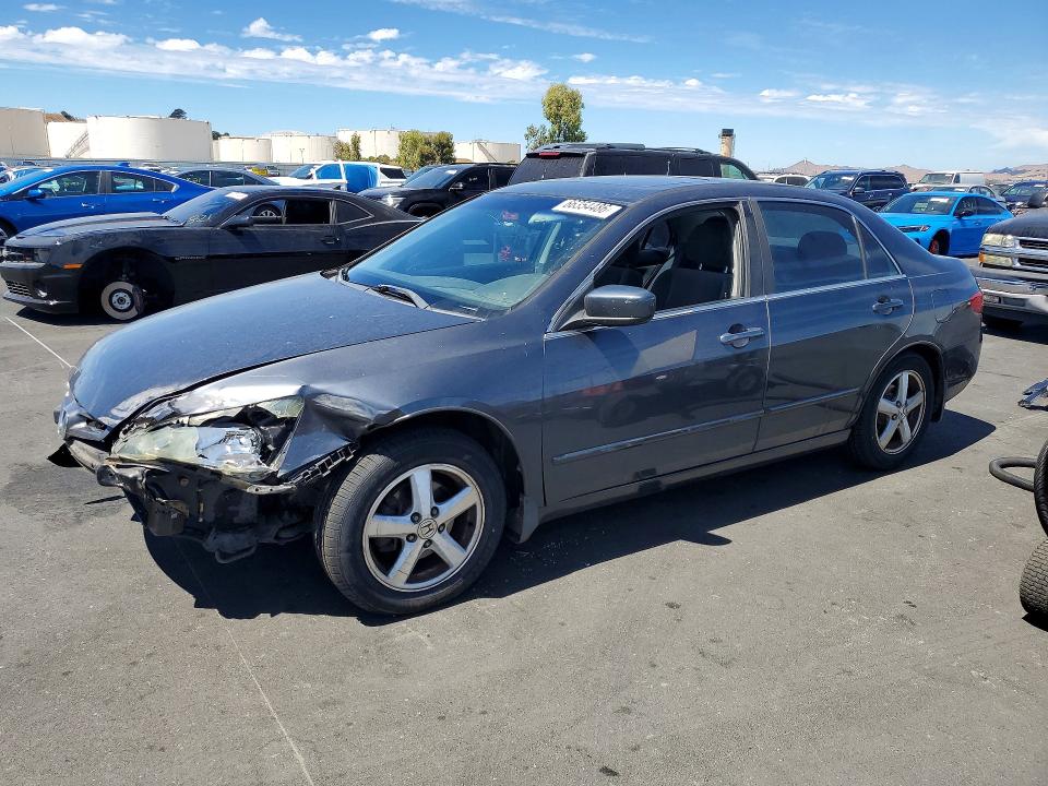 HONDA ACCORD 2005 with VIN 1HGCM56735A071635 - Photo from auction