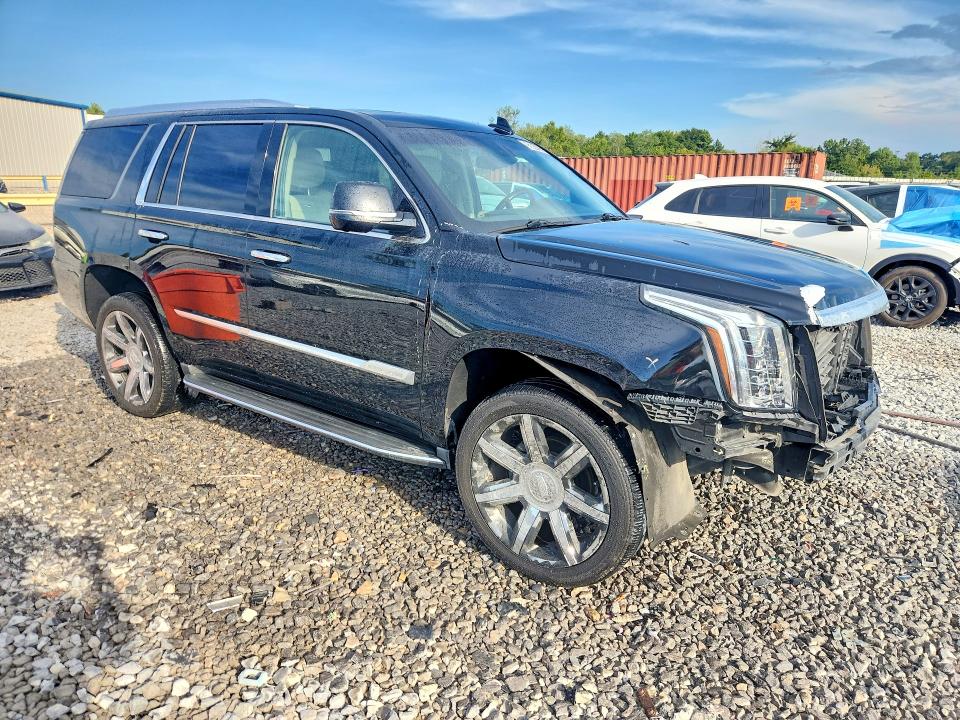 Photo 4 from auction – 2017 CADILLAC ESCALADE with VIN 1GYS3BKJ9HR119989