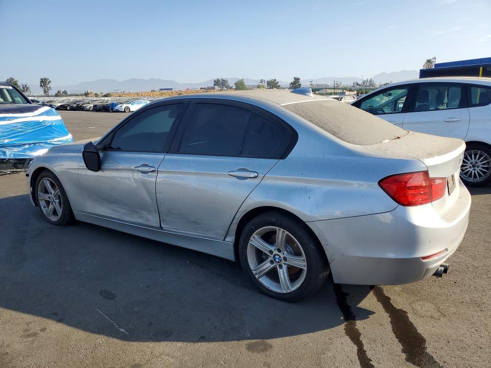 Фото 2 с аукциона – 2015 BMW 328 с VIN WBA3C1C56FK121000