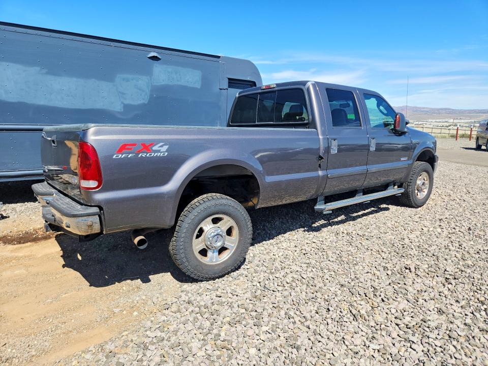 Photo 3 from auction – 2006 FORD F350 with VIN 1FTWW31P16EC69268