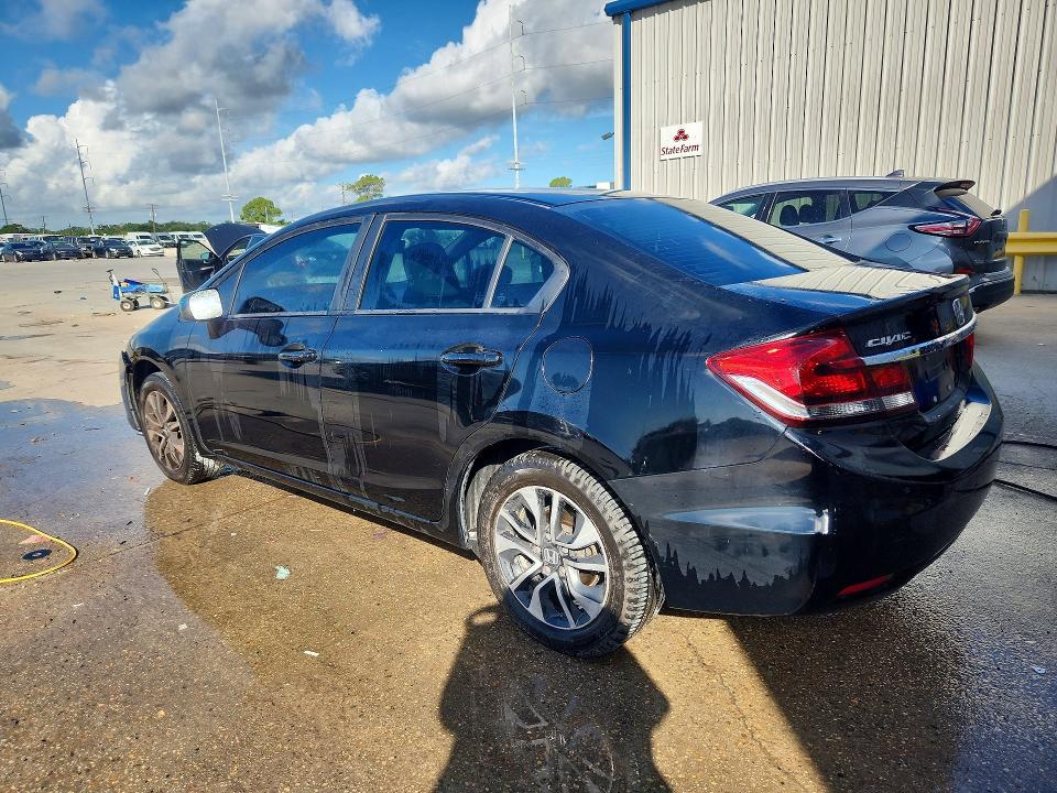 Photo 2 from auction – 2015 HONDA CIVIC with VIN 19XFB2F8XFE214877