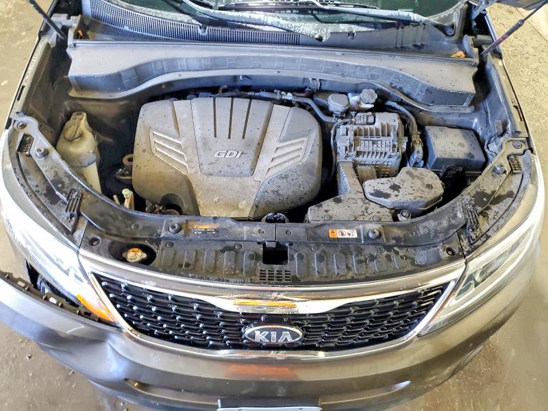 Photo 12 from auction – 2015 KIA SORENTO with VIN 5XYKUDA79FG621806