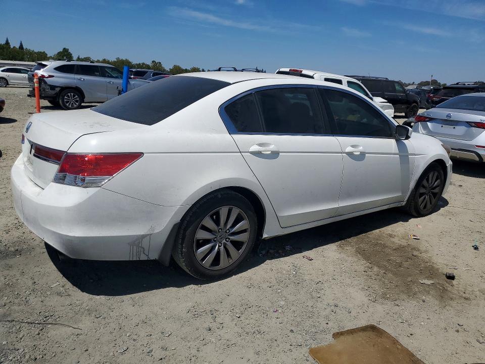 Photo 3 from auction – 2012 HONDA ACCORD with VIN 1HGCP2F77CA150955