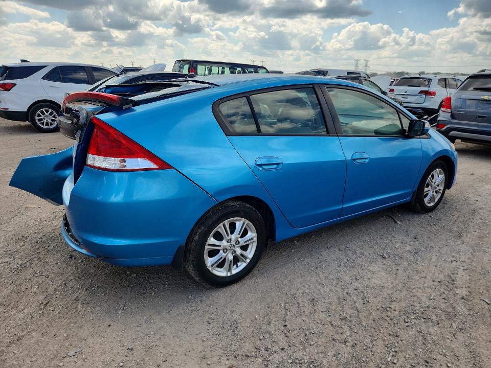 Photo 3 from auction – 2010 HONDA INSIGHT with VIN JHMZE2H75AS027222