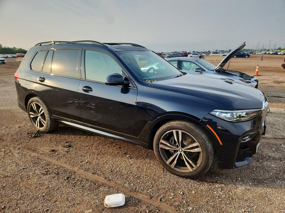 Photo 4 from auction – 2021 BMW X7 with VIN 5UXCW2C07M9E64988