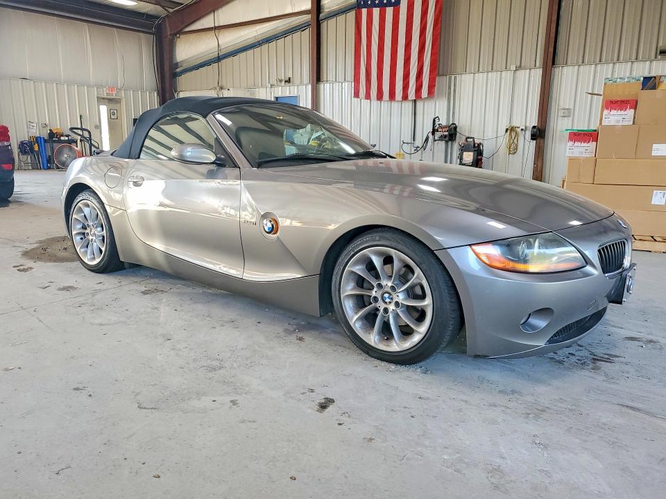 Photo 4 from auction – 2003 BMW Z4 with VIN 4USBT33403LS42185