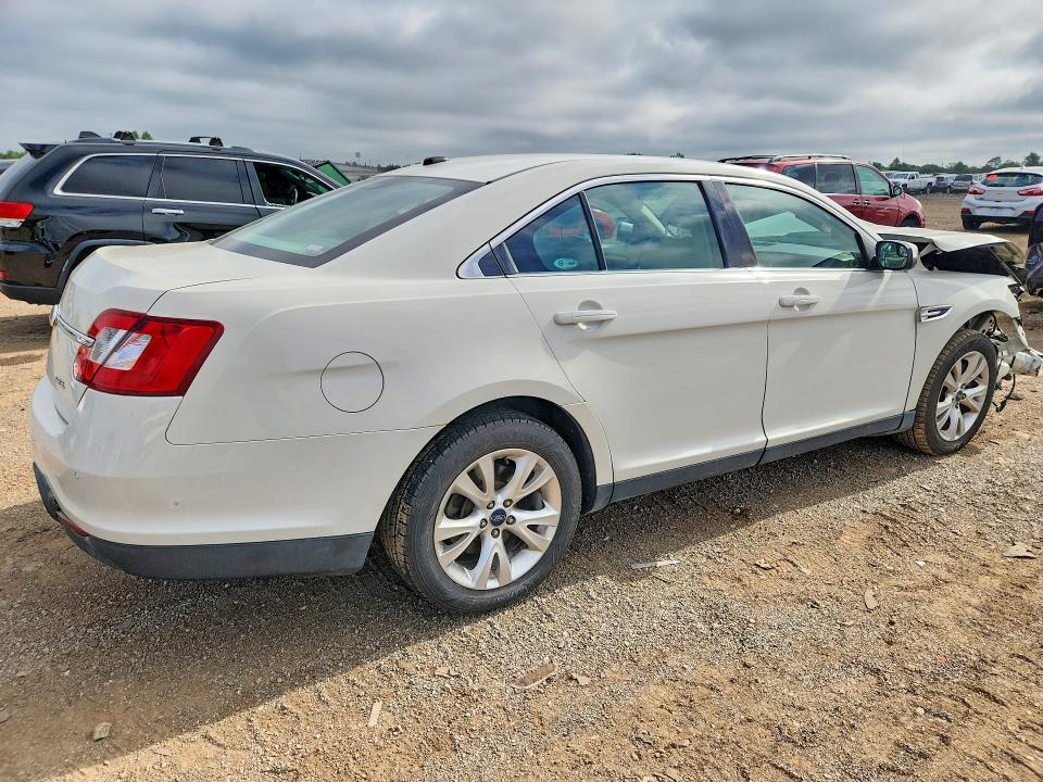 Photo 3 from auction – 2012 FORD TAURUS with VIN 1FAHP2EWXCG121238
