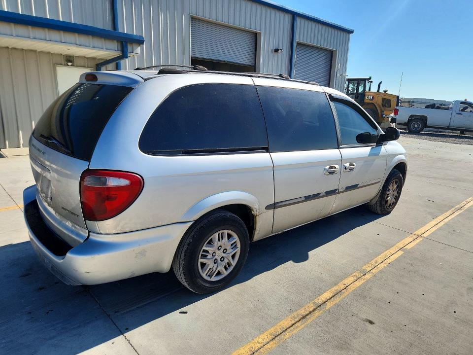 Photo 3 from auction – 2002 DODGE GRAND CARAVAN with VIN 2B4GP44342R796053