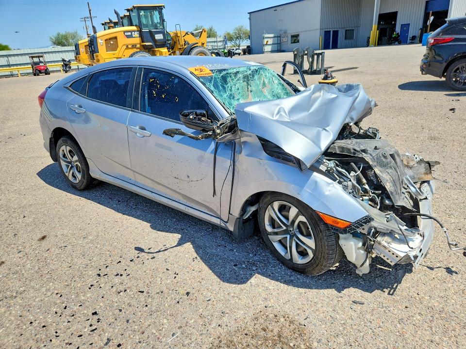 Photo 4 from auction – 2018 HONDA CIVIC with VIN 19XFC2F53JE017898