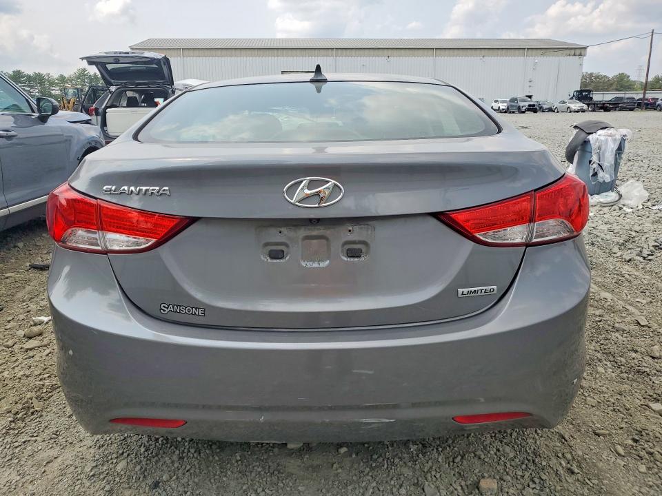 Photo 6 from auction – 2013 HYUNDAI ELANTRA with VIN 5NPDH4AE0DH435329