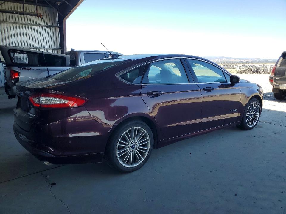 Photo 3 from auction – 2013 FORD FUSION with VIN 3FA6P0LU4DR184486
