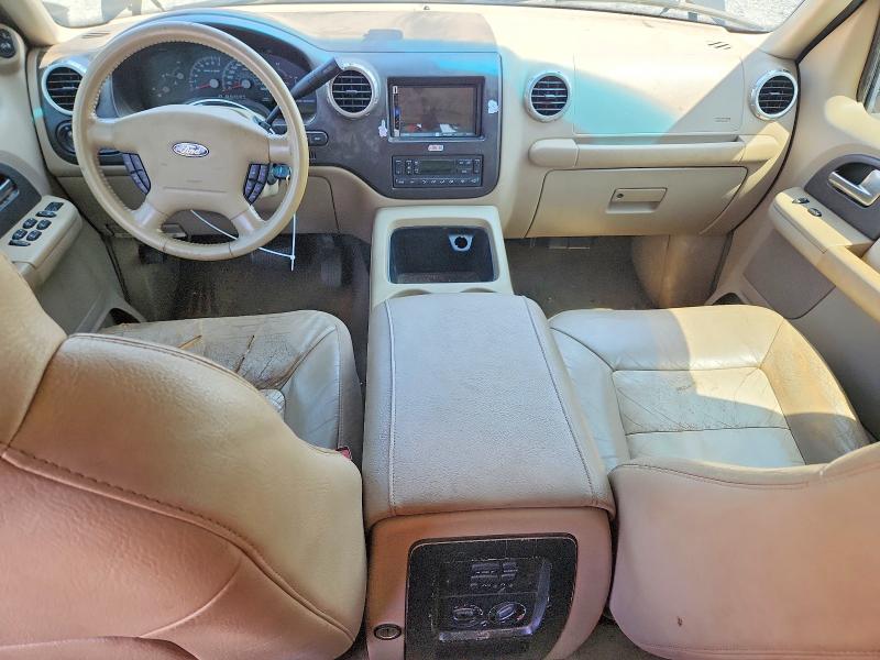 Photo 8 from auction – 2003 FORD EXPEDITION with VIN 1FMFU17L03LC20175