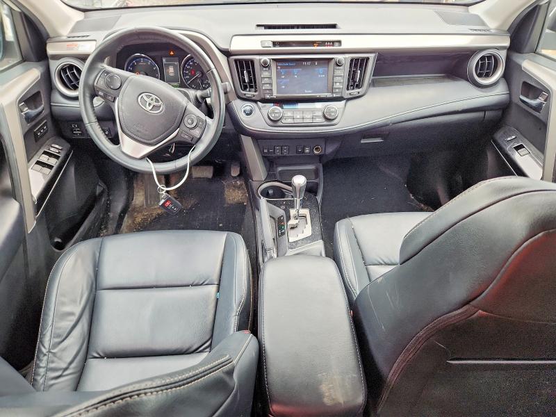 Photo 8 from auction – 2017 TOYOTA RAV4 with VIN 2T3DFREV8HW642692