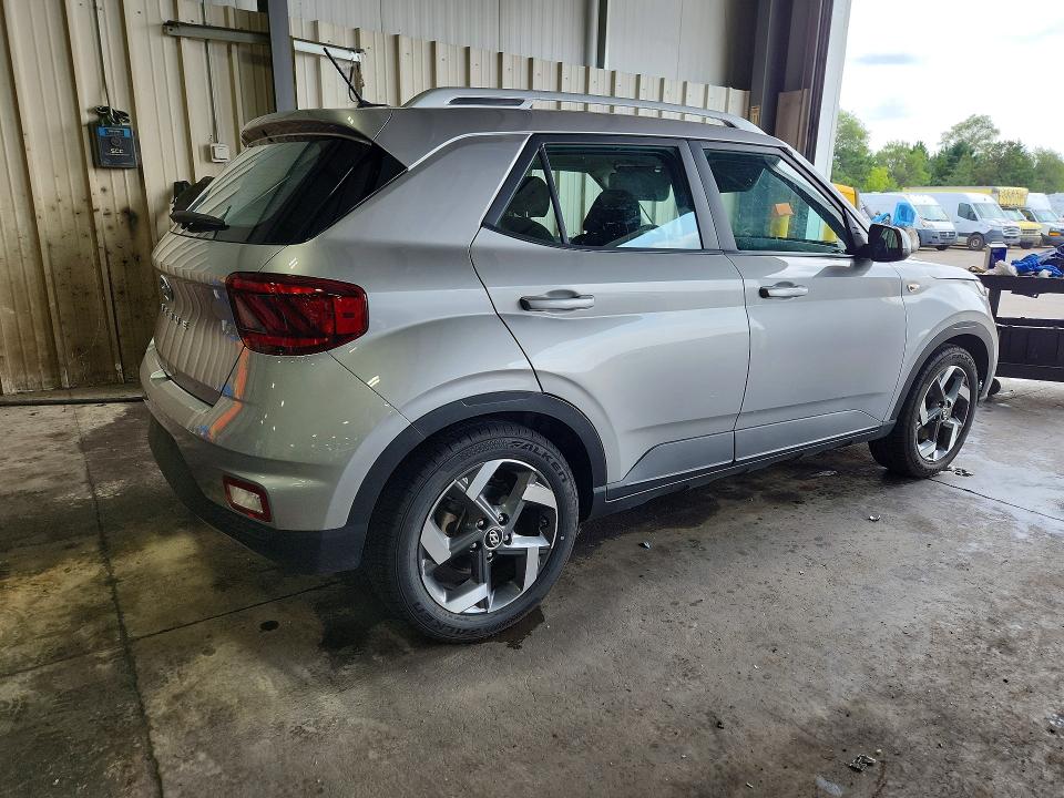 Photo 3 from auction – 2023 HYUNDAI VENUE with VIN KMHRC8A35PU271012