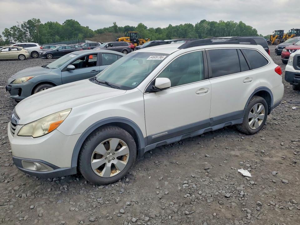 SUBARU OUTBACK 2011 with VIN 4S4BRBCC9B3345038 - Photo from auction