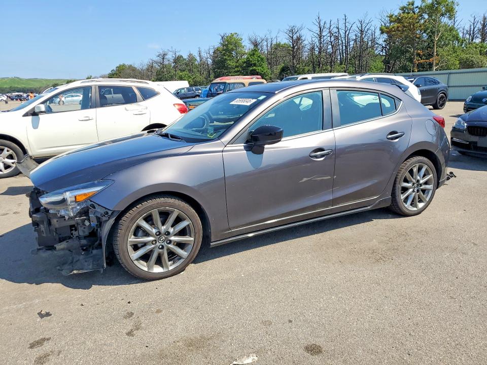 MAZDA 3 2018 with VIN 3MZBN1M39JM250868 - Photo from auction