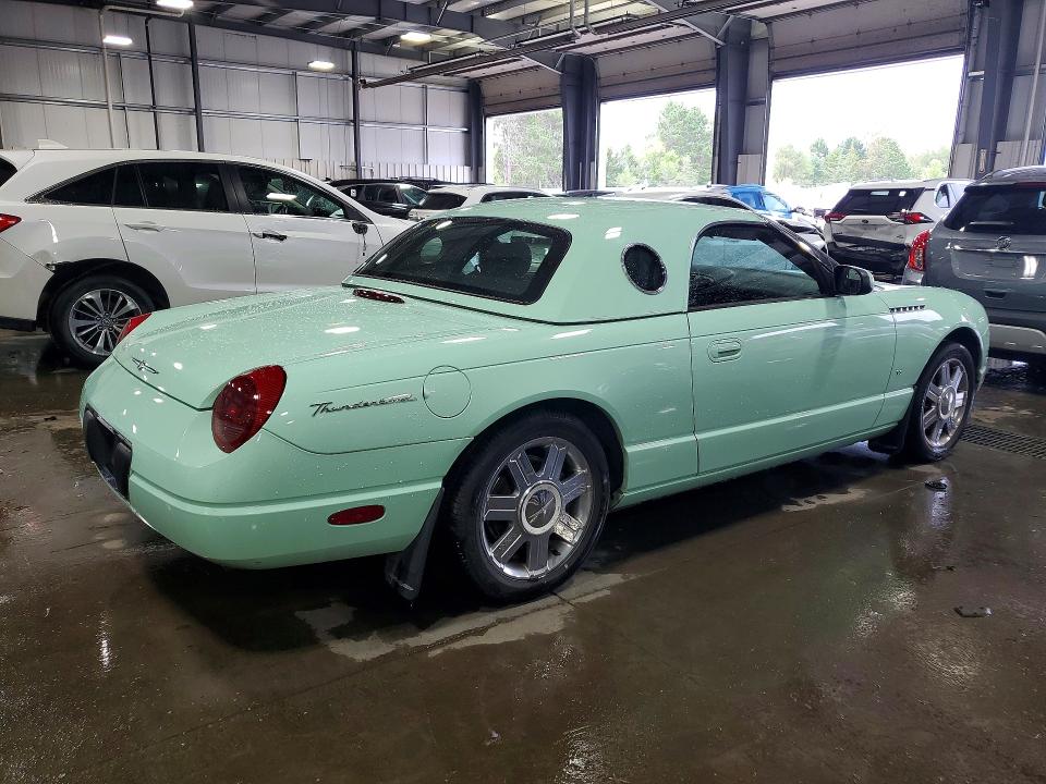 Photo 3 from auction – 2004 FORD THUNDERBIRD with VIN 1FAHP60A04Y101885