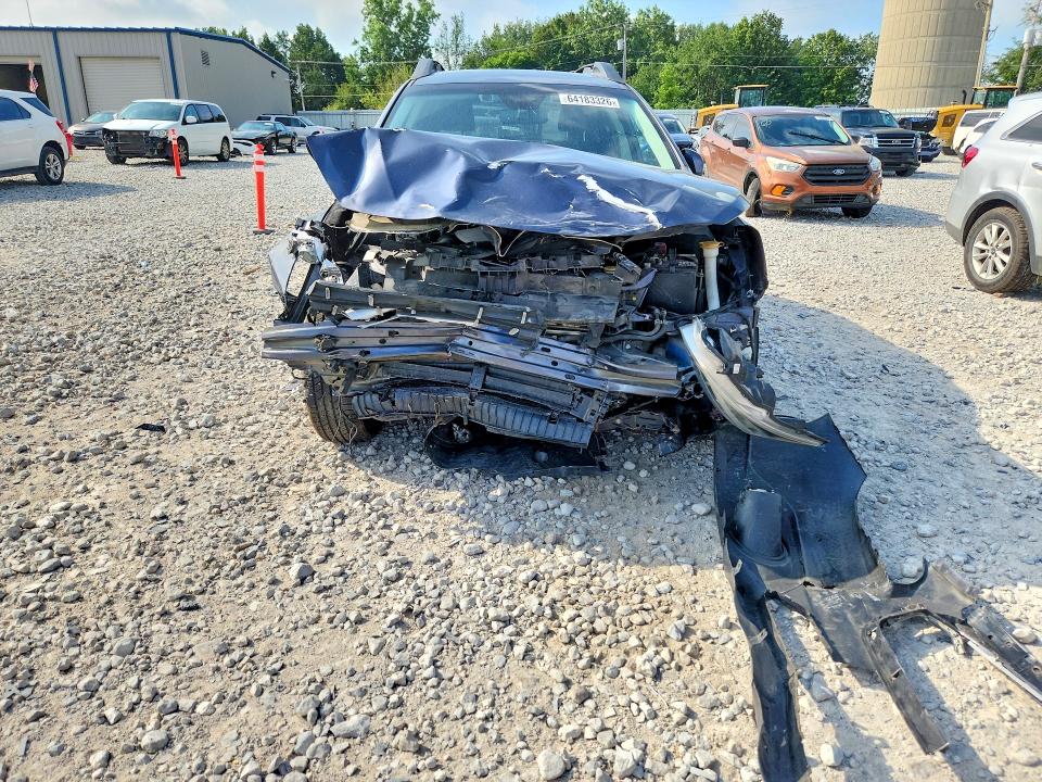 Фото 5 с аукциона – 2017 SUBARU OUTBACK с VIN 4S4BSAHC7H3384047